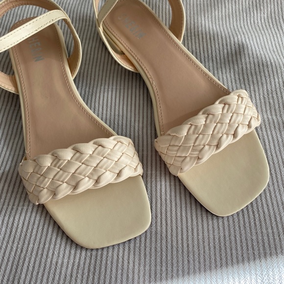 NWT Cream Braided Strap Sandals - Picture 7 of 16